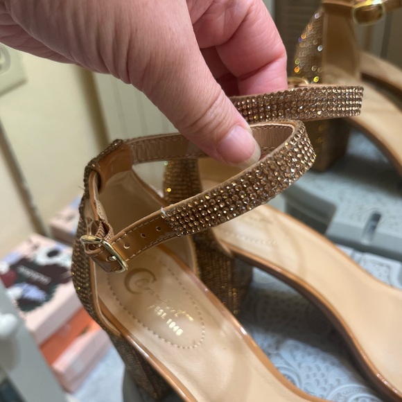 Sparkly Heels - Picture 7 of 9